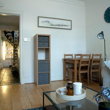 Apartamento Guestready - Charming Flat In West End Edimburgo Exterior foto